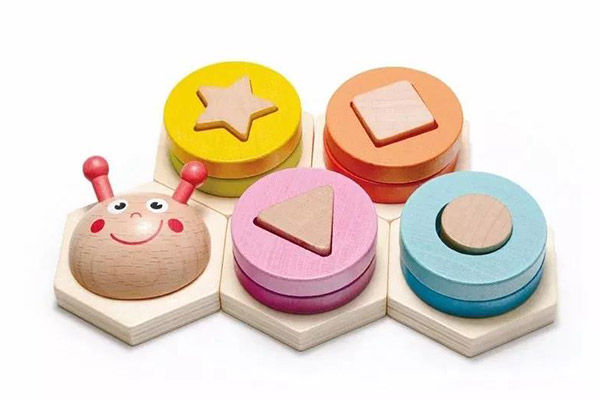 Attention, parents, wooden toys have many benefits
